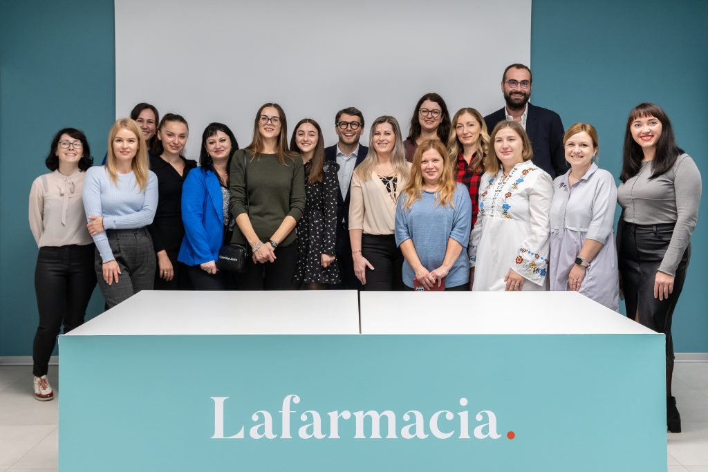 Il gruppo Lafarmacia. ha assunto 15 farmacisti ucraini all'interno di un progetto di solidarietà internazionale realizzato in collaborazione con le autorità diplomatiche ucraine e italiane